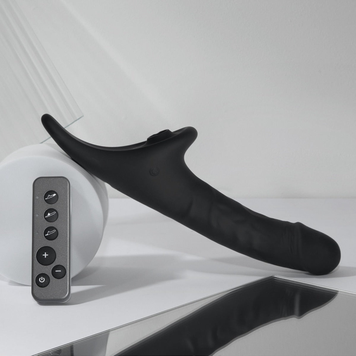 Strap On Me - Multi Orgasm Realistic Dildo - M - Black Tr